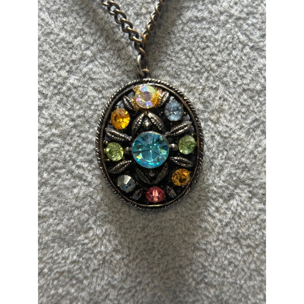 #16. Firefly Oval Pendant Necklace